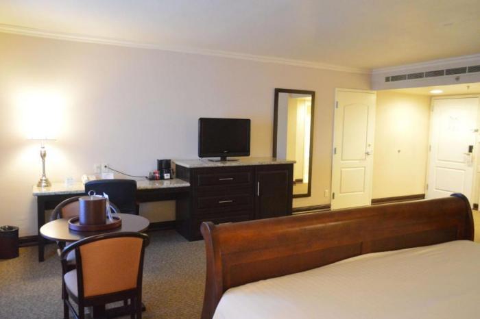 Best Western Plus Nuevo Laredo Inn & Suites Rom bilde