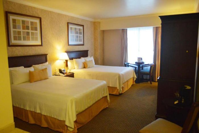 Best Western Plus Nuevo Laredo Inn & Suites Rom bilde